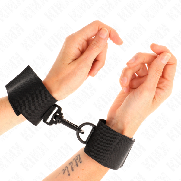 PUNHOS DE NYLON PRETO - Image 4